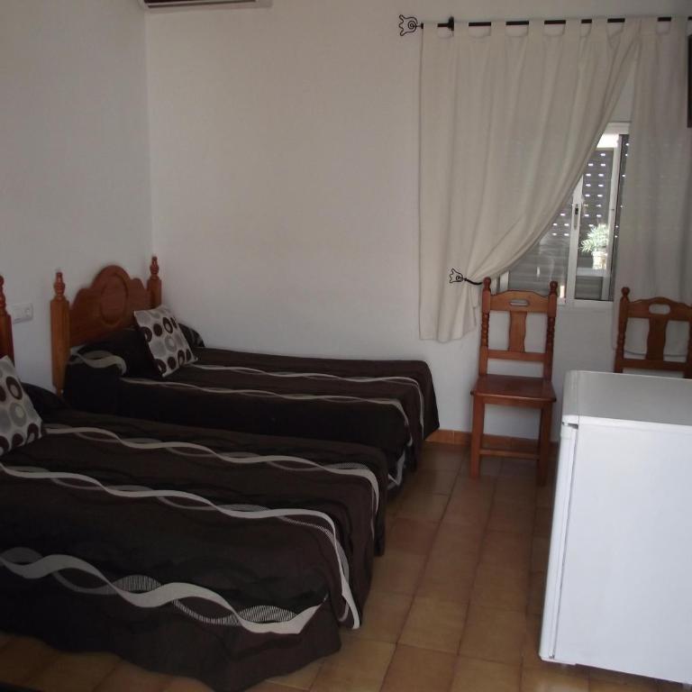 Hostal El Canario - Habitación Triple - 2