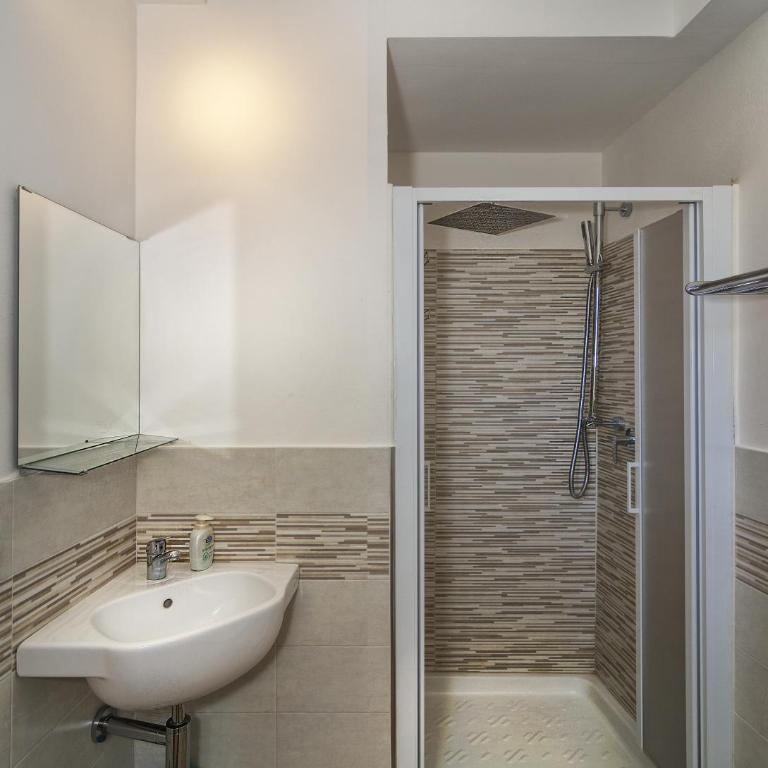 La Candelaria - Camera Tripla con Bagno Privato - 13