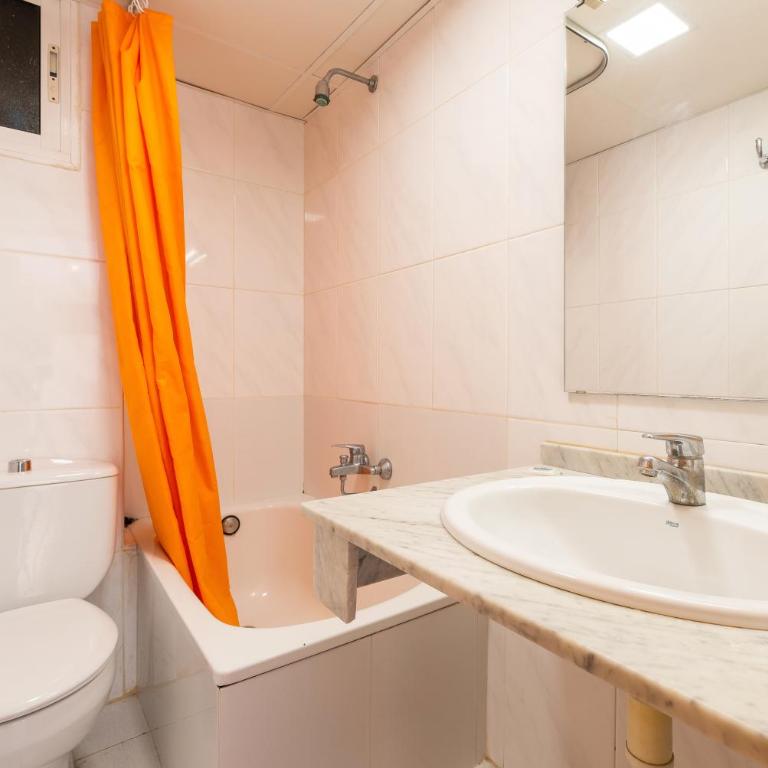 Rentalmar Los Peces - Apartamento de 3 dormitorios (8 adultos) - 2