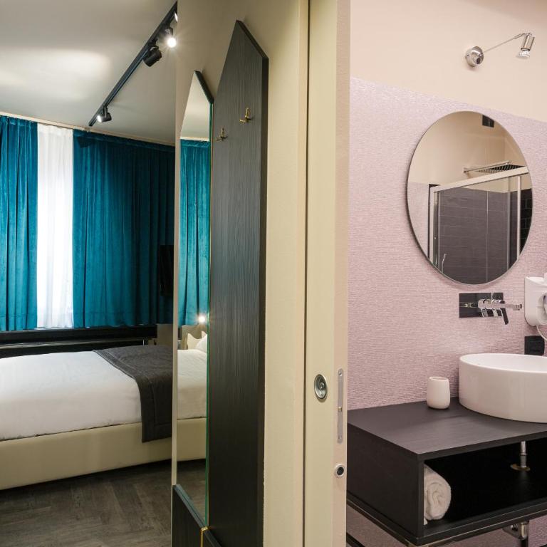 Italianflat - Theatrum Rooms and Suite - Economy Double Room - 6