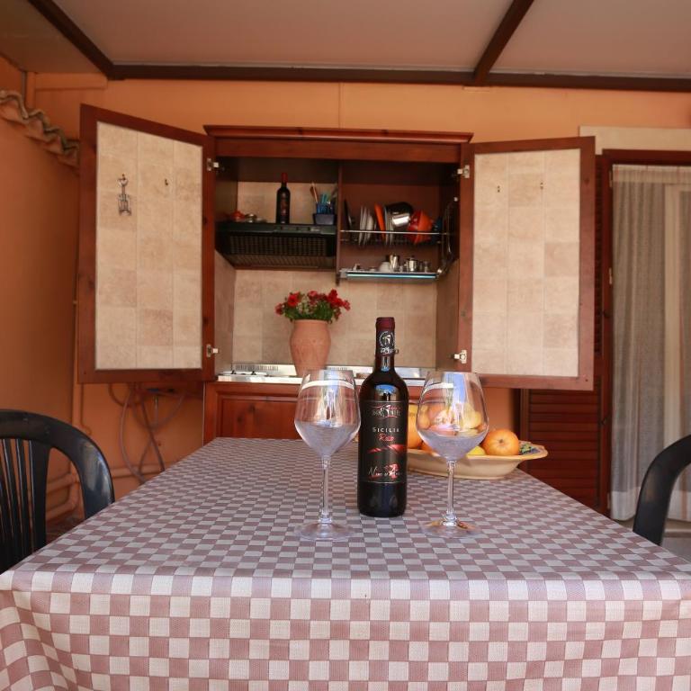 Sikania Suite - Triple Room - 13