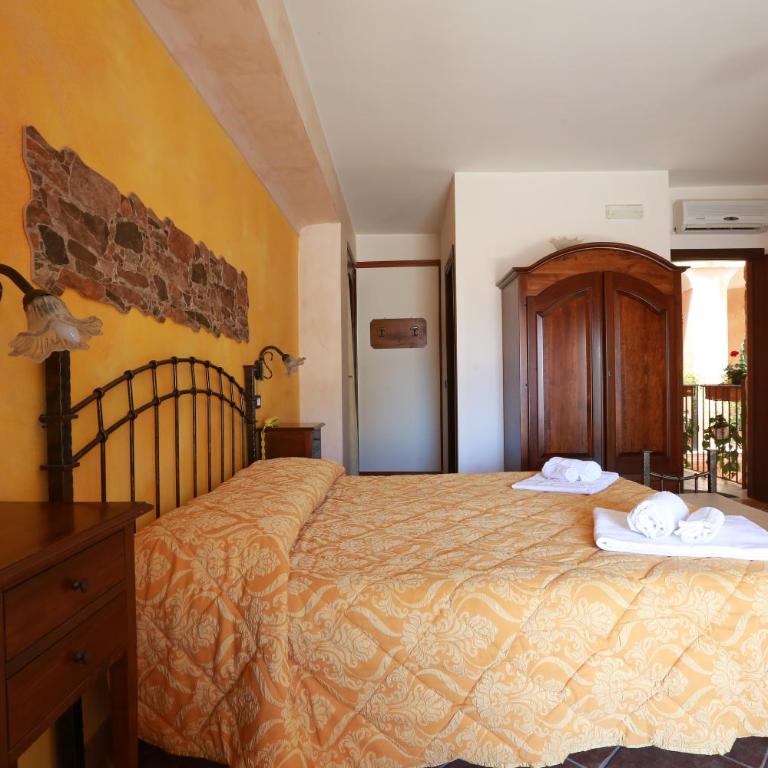 Sikania Suite - Triple Room - 8