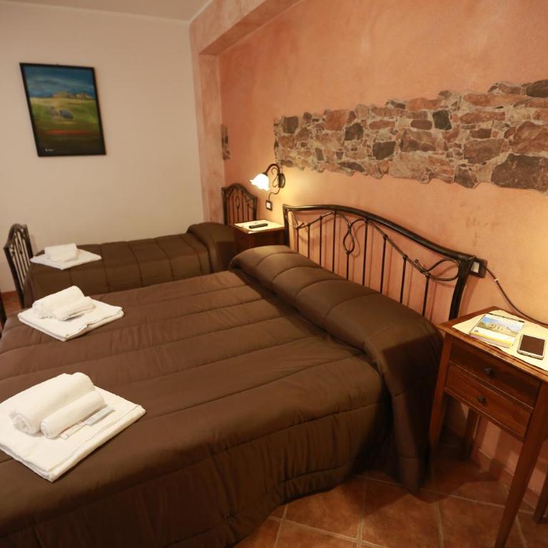 Sikania Suite - Triple Room - 9
