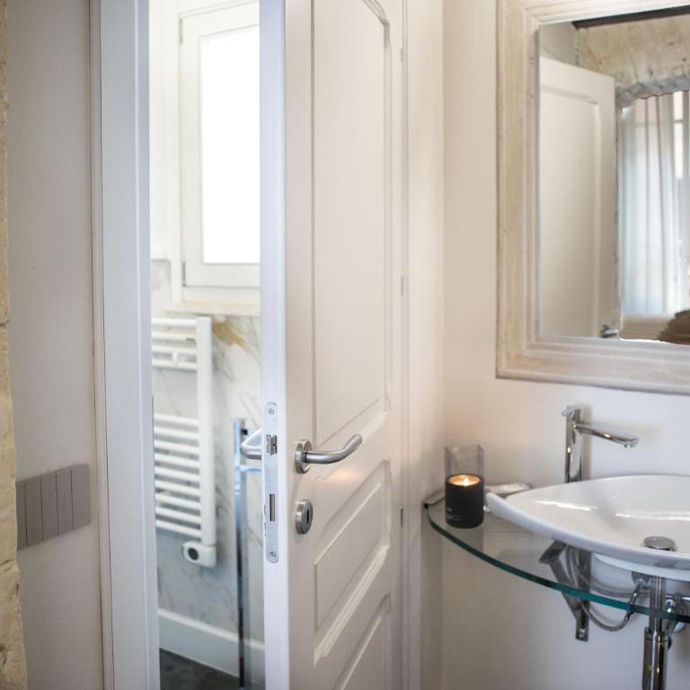 Arcipelago 37 - Deluxe Double Room with Balcony - 2
