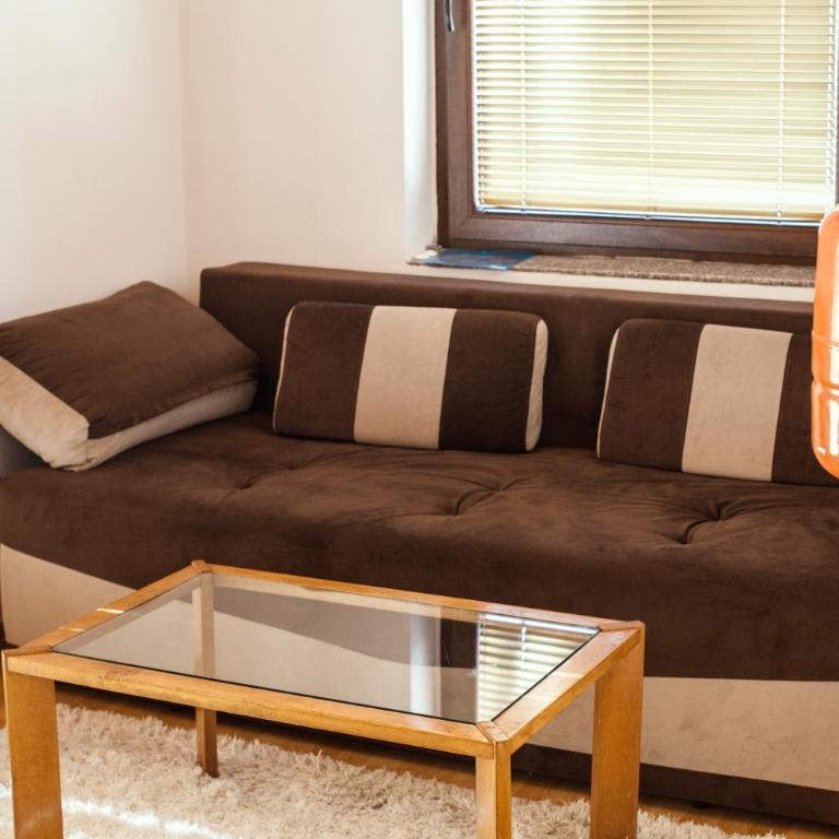 Vila sa bazenom MZ - Two-Bedroom Apartment - 9