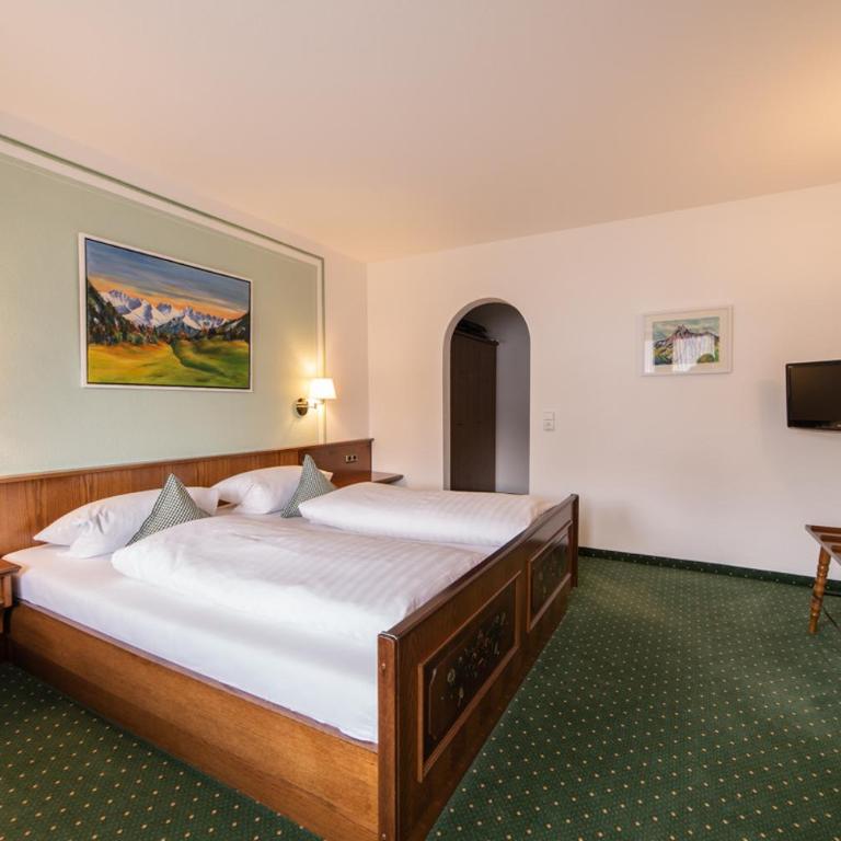 Gästehaus Alpenflora - Apartment mit Blick auf die Berge - 2