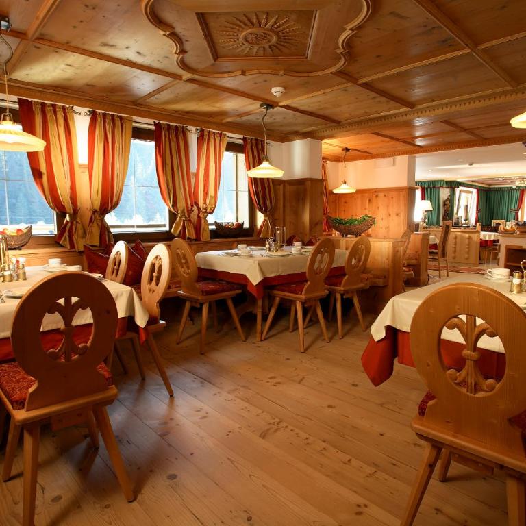 Hotel-Garni Jakober - B&B und Appartements - Superior Doppelzimmer mit Balkon - 14