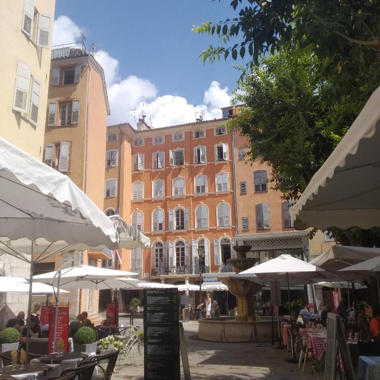 Appartement deux chambres terrasse hypercentre climatisation - Two-Bedroom Apartment - 20