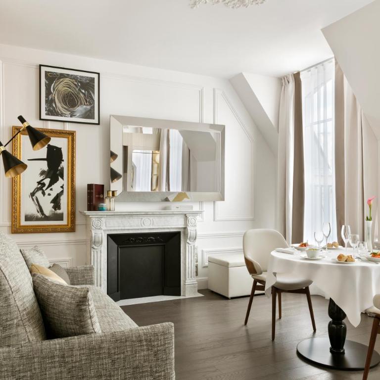 La Clef Champs-Élysées Paris by The Crest Collection - Duplex Toits de Paris - 2
