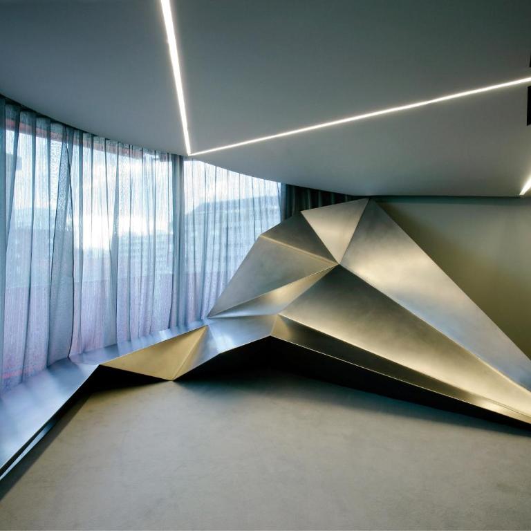Hotel Puerta America - Suite Junior con acceso al salón executive - 2