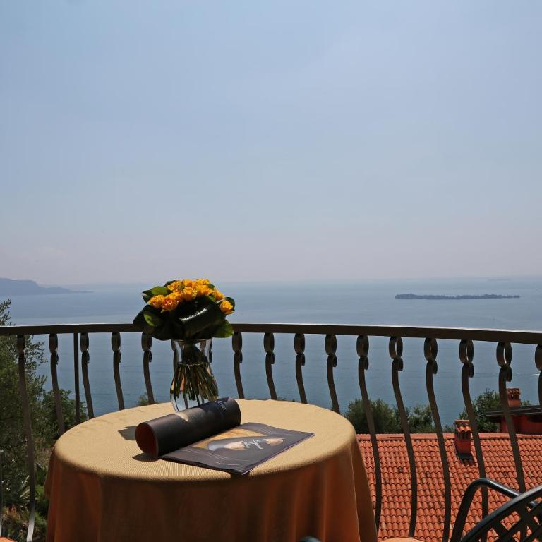 Appartamenti Borgo - Appartamento Deluxe con 3 Camere da Letto e con Vista Lago - 1