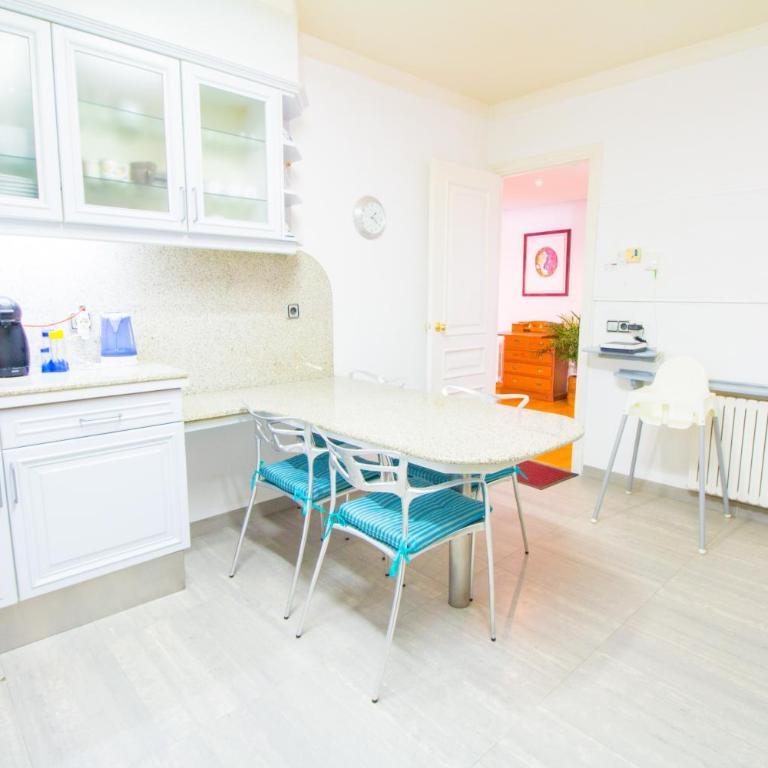 High Quality apartment 40 meters from beach - Apartamento de 3 dormitorios - 13