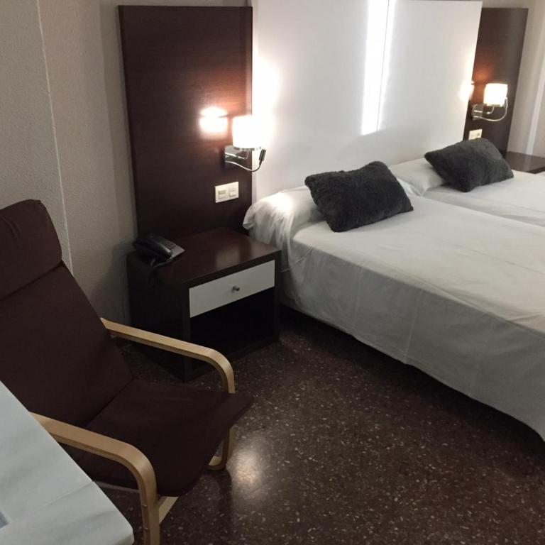 Hotel Fontana Plaza - Habitación Deluxe - 2