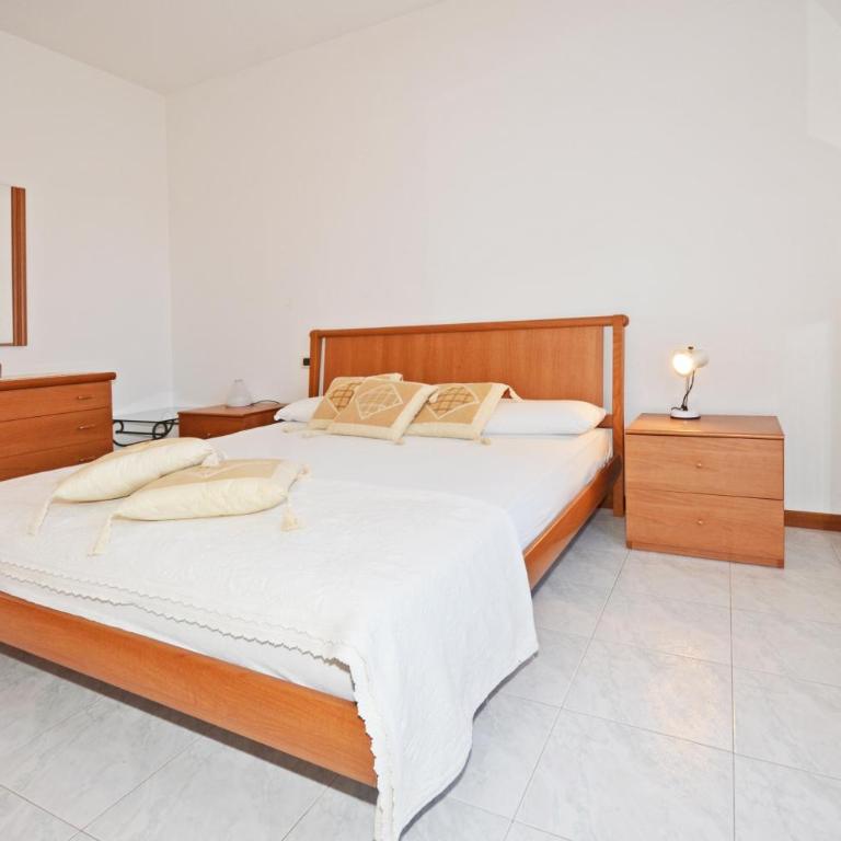 Residence Perla - Appartamento con 2 Camere da Letto - 13
