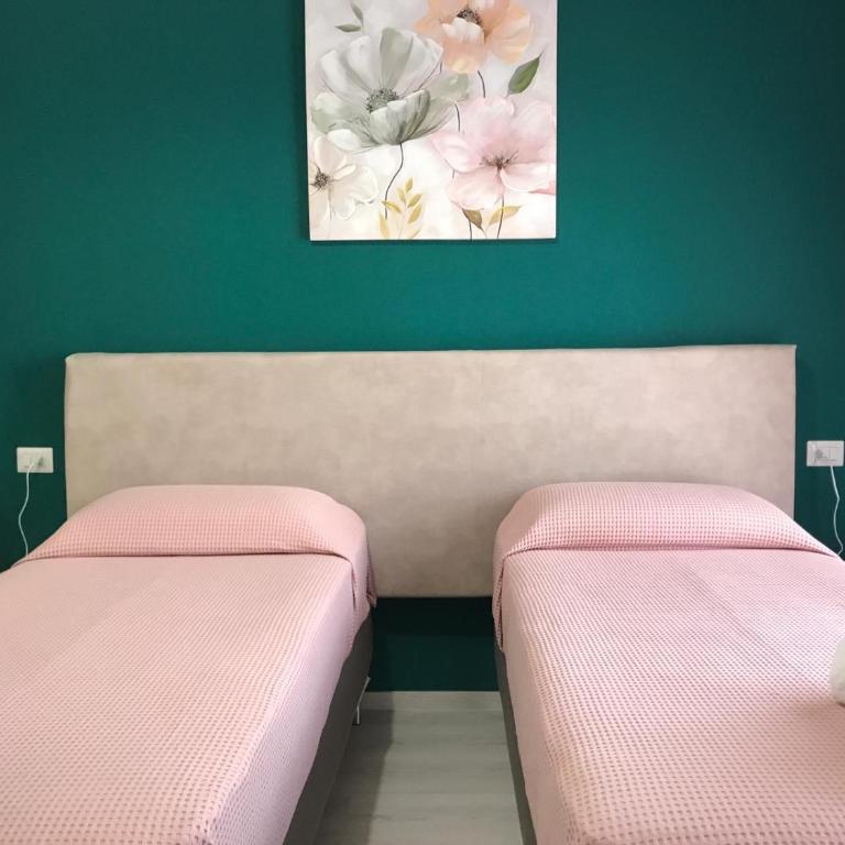B&B Le Stanze Al Centro - Camera Matrimoniale/Doppia con Letti Singoli con Bagno Privato - 3