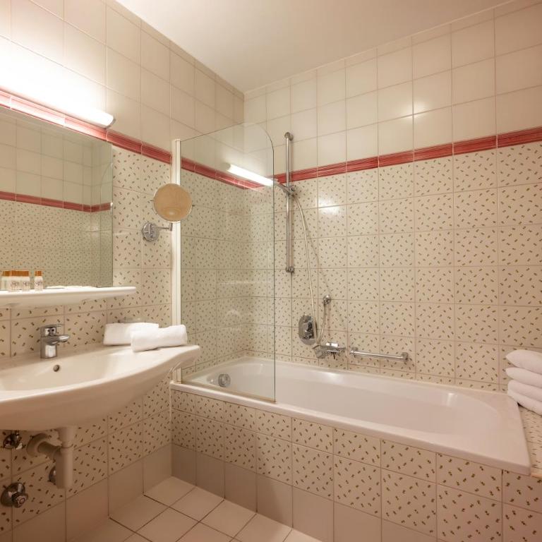 Alpin Family Resort Seetal - Apartment mit 2 Schlafzimmern - 4