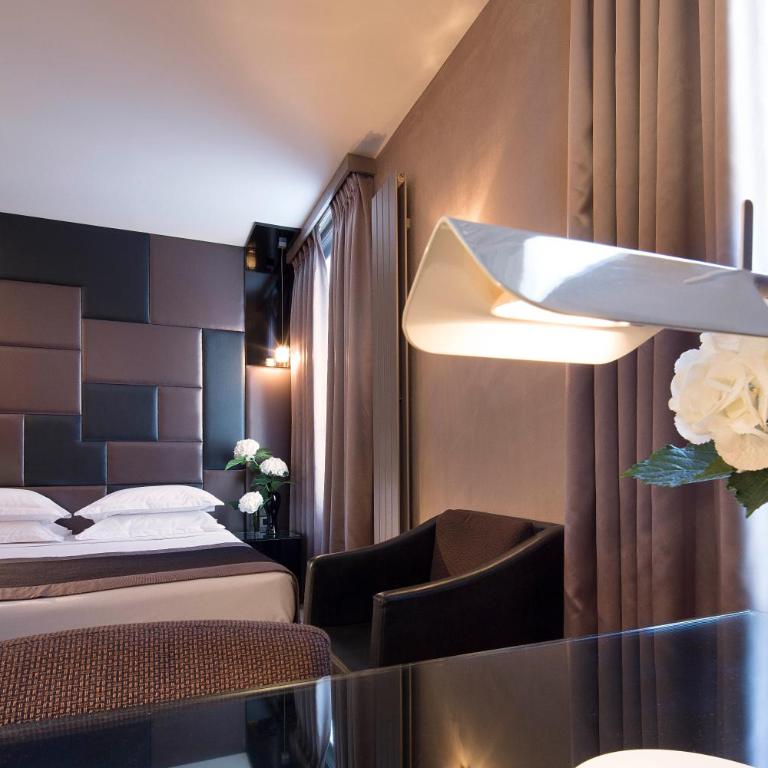 Hôtel A La Villa des Artistes - Chambre Double ou Lits Jumeaux Exécutive - 7