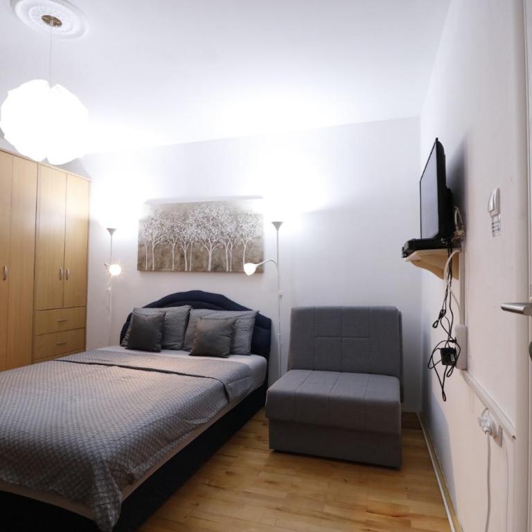City Center House - One-Bedroom Apartment - 15