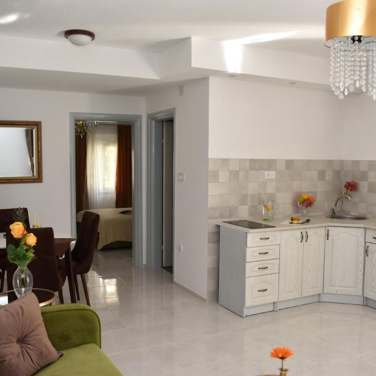 Art Apartments - One-Bedroom Apartment - 8