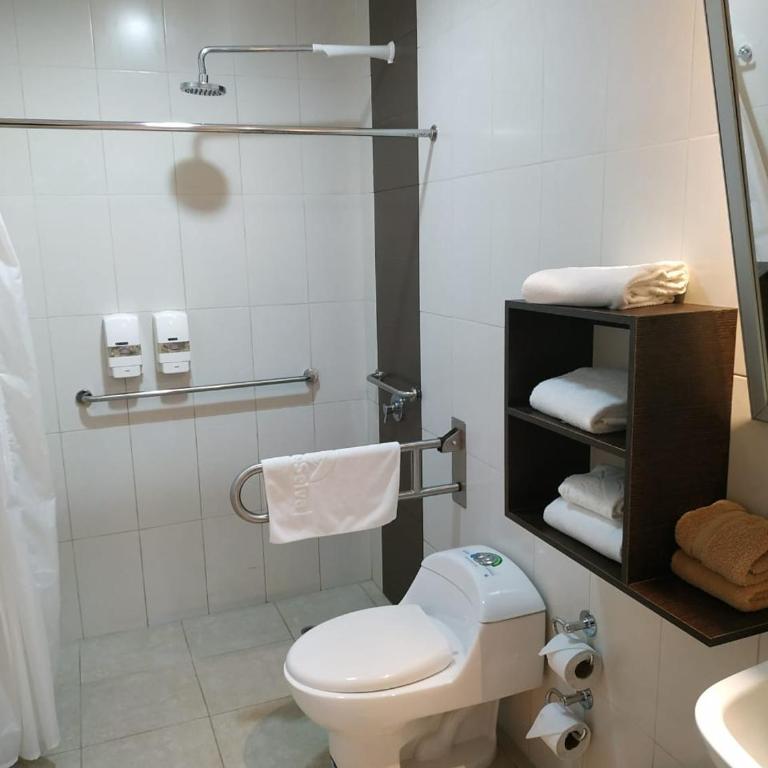 Monte Selva Hotel Spa Termal - Habitación Triple Confort - 5