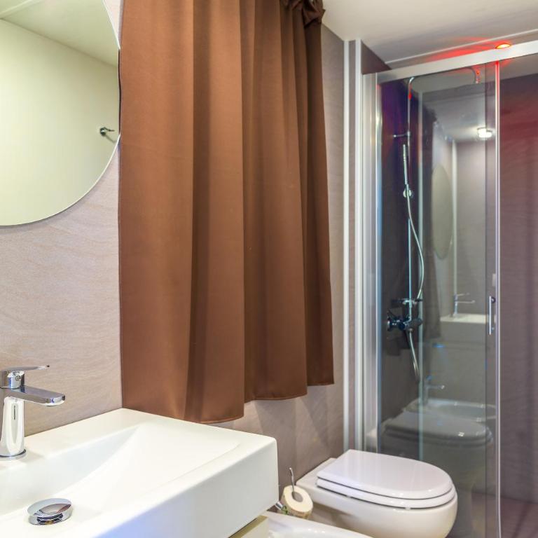 Camping Lacona Pineta - Chalet Elite - 16