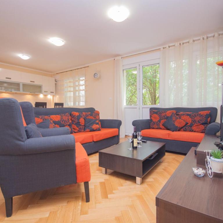 Apartment Nikolic Kotor - Apartment with Balcony - 9