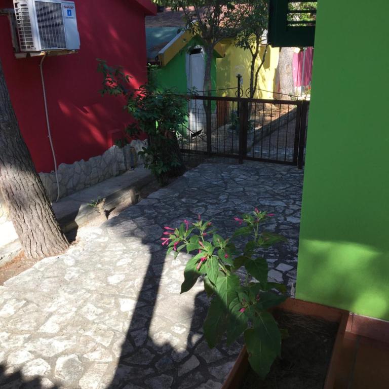 Villa Carla - Appartamento con 2 Camere da Letto - 2