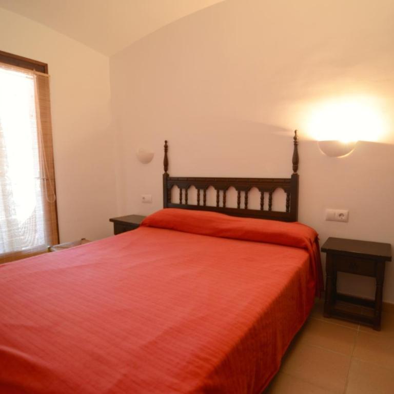 Plaça dels Pous 14 - Casa de 3 dormitorios - 28