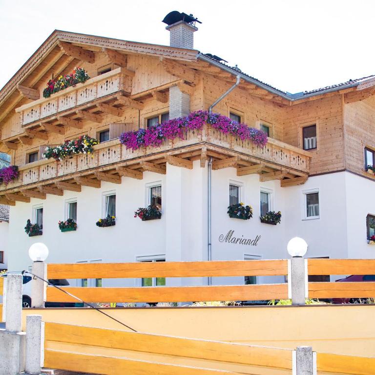 Pension Mariandl - Apartment mit Blick auf die Berge - 1