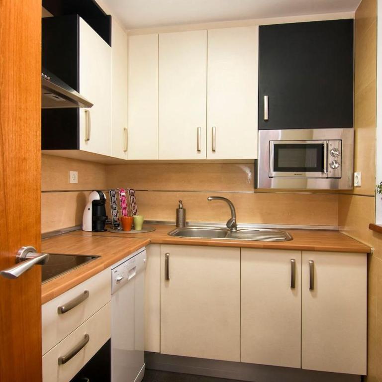 Apartamento Fórum-Ciencias con Parking & Piscina - One-Bedroom Apartment - 6