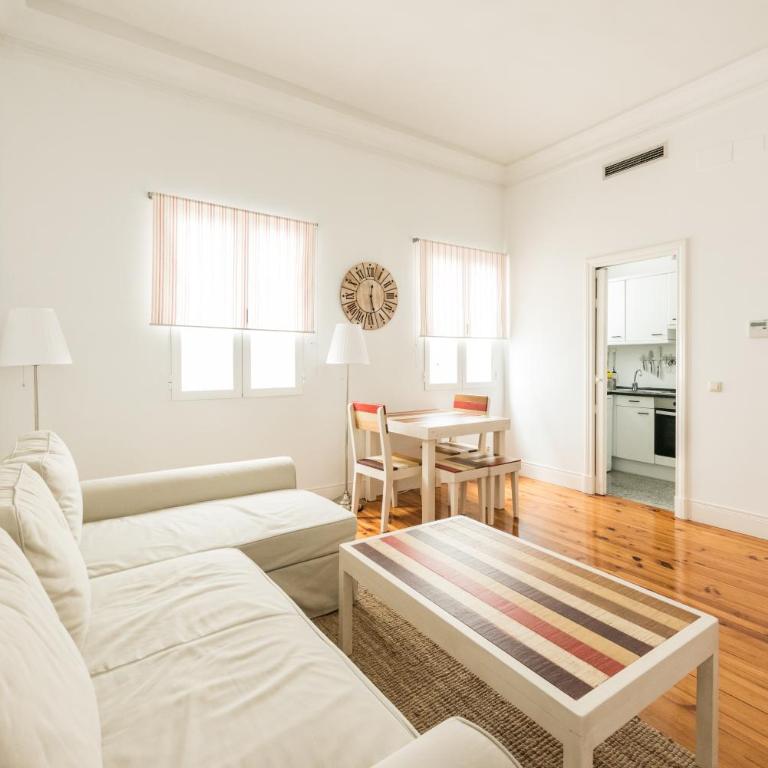 Apartamentos Alcalá - One-Bedroom Apartment 4-5 - 13