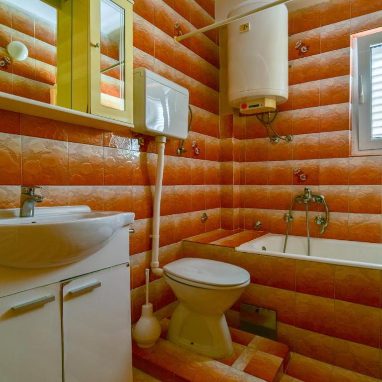 Apartments Srzentic - Two-Bedroom Apartment with Terrace - 9