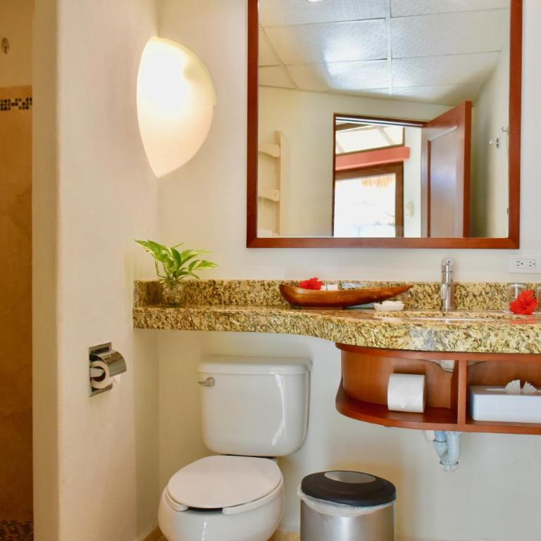 Playa Palms Beach Hotel - Ocean View Studio - 7