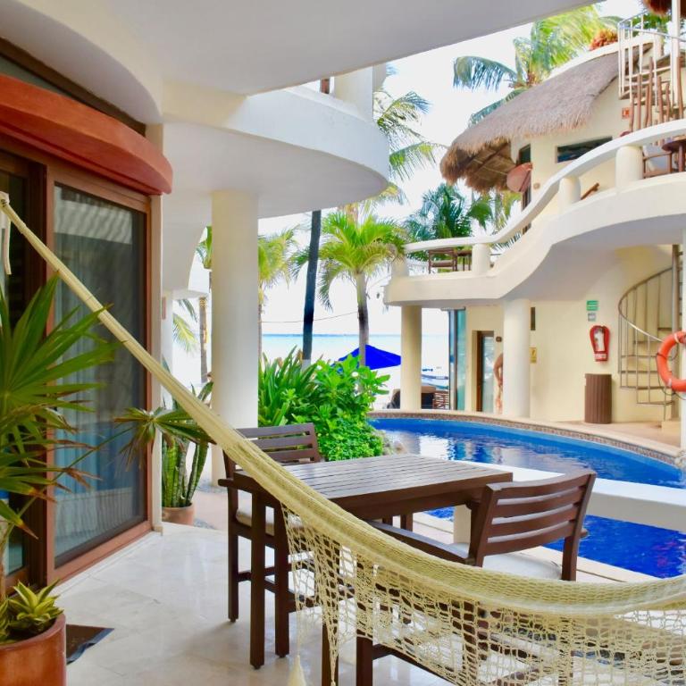 Playa Palms Beach Hotel - Ocean View Studio - 5