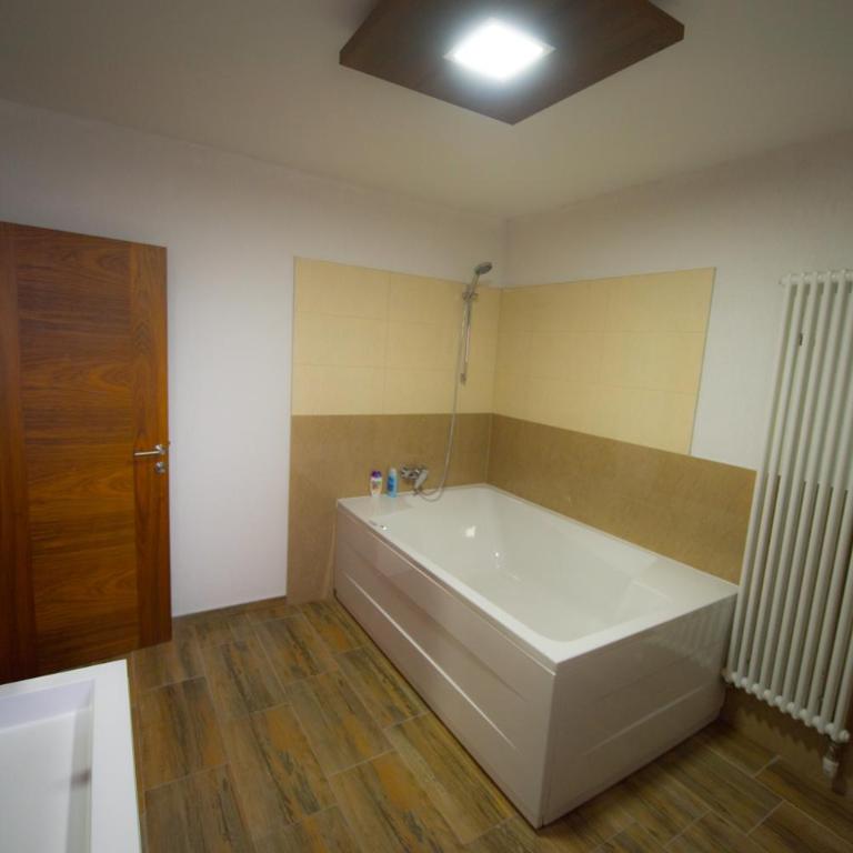 Villa Kolonia - Vila sa Sopstvenim Bazenom - 15