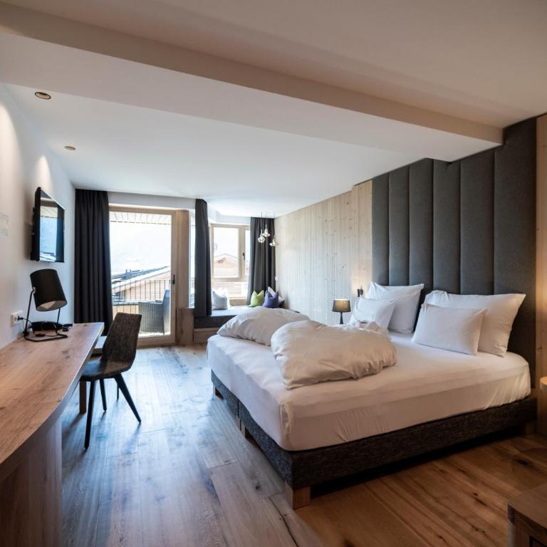 Hotel Simpaty - Suite Junior con Vista Montagna - 3