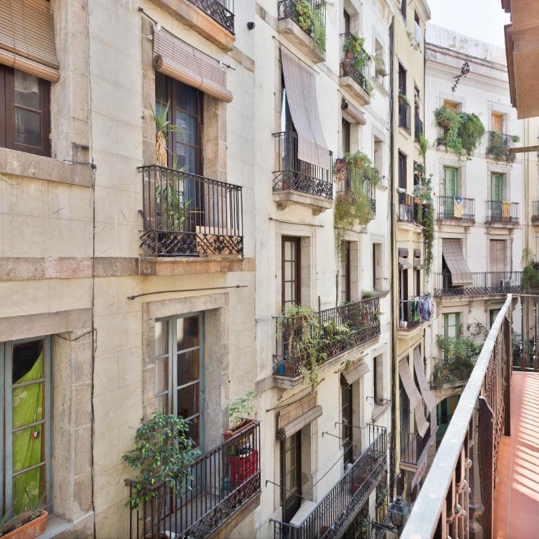 Inspired by EnjoyApartments - Two-Bedroom Apartment with Balcony - 17