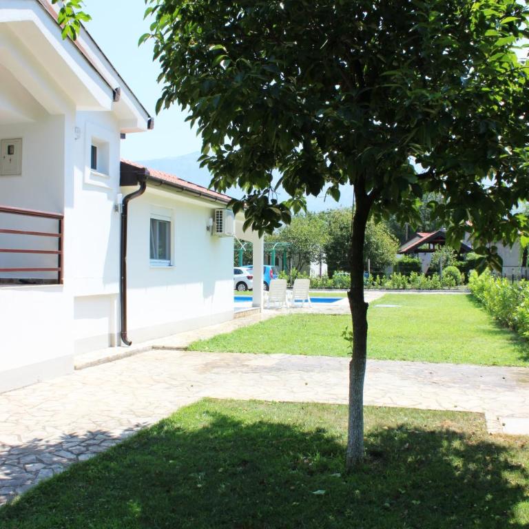 Villa Mirna - Two-Bedroom House - 63