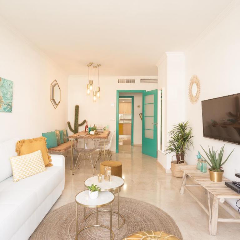 Charming apartment on the beach - Pool and parking - Apartamento de 3 dormitorios - 8