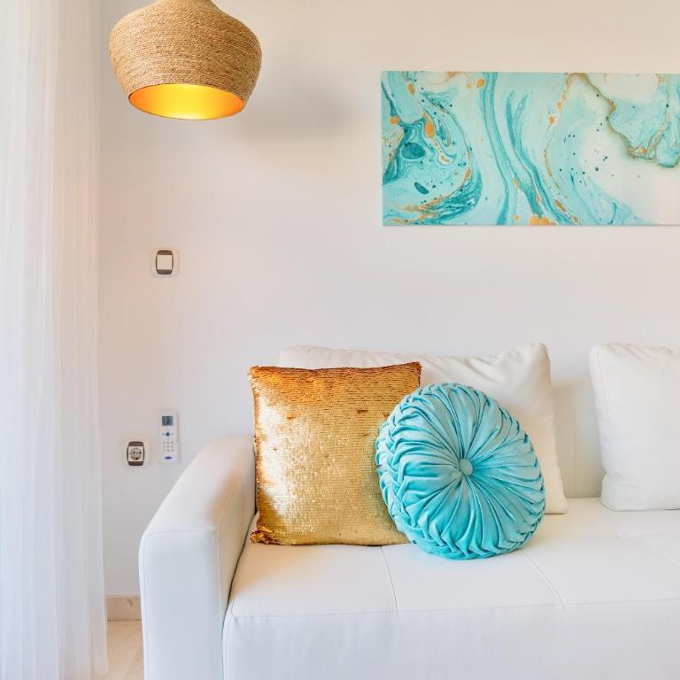 Charming apartment on the beach - Pool and parking - Apartamento de 3 dormitorios - 9