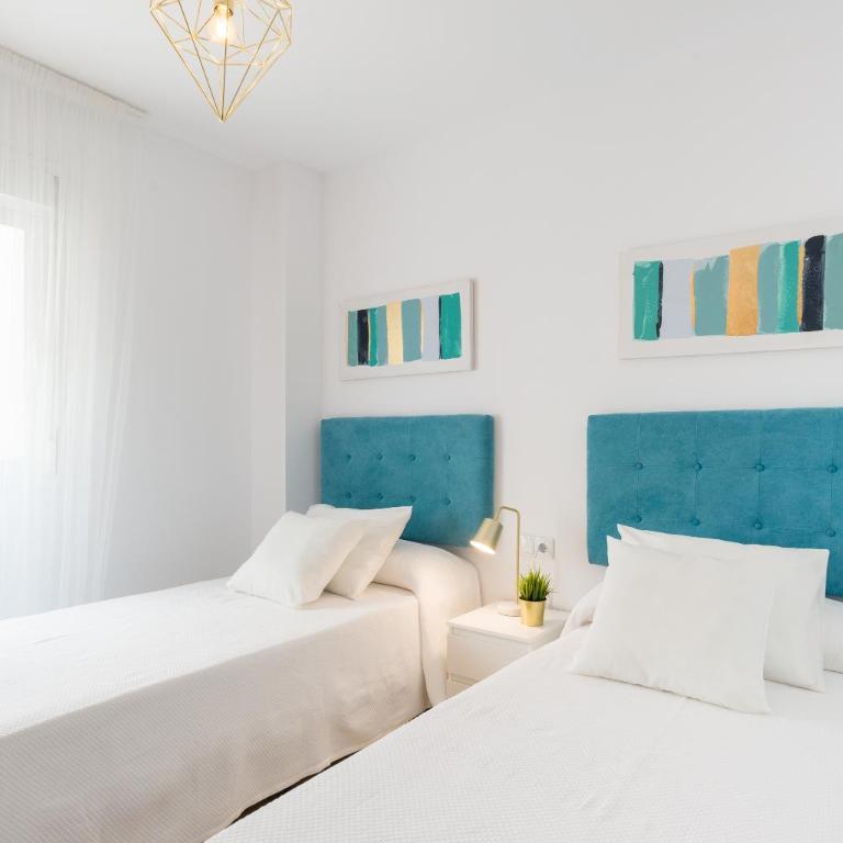 Charming apartment on the beach - Pool and parking - Apartamento de 3 dormitorios - 25