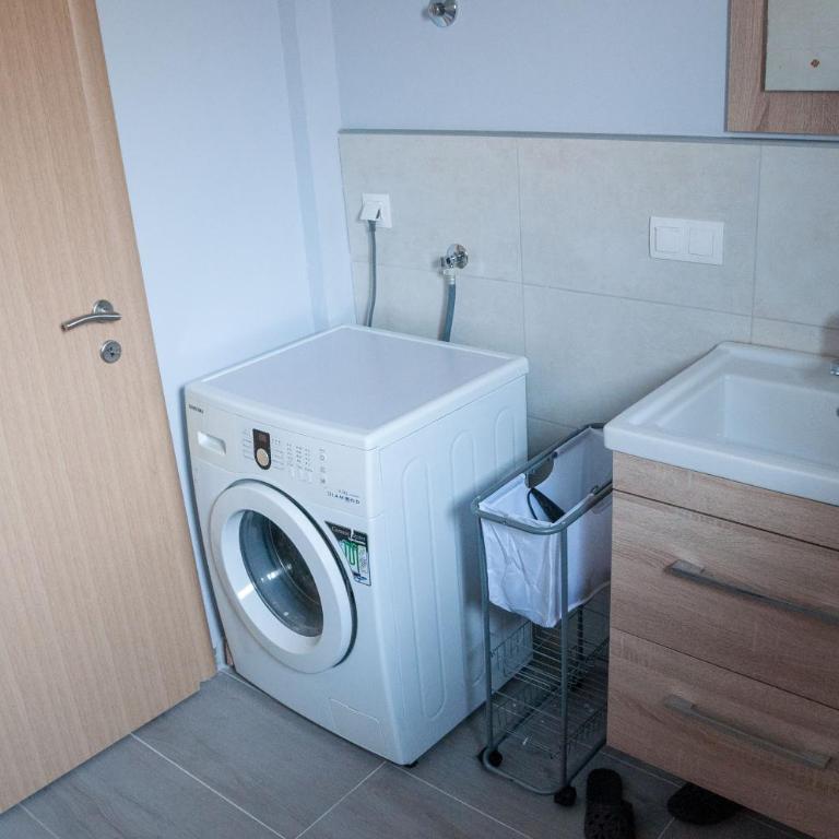Checkpoint apartments Mostar - Studio Apartment - 11