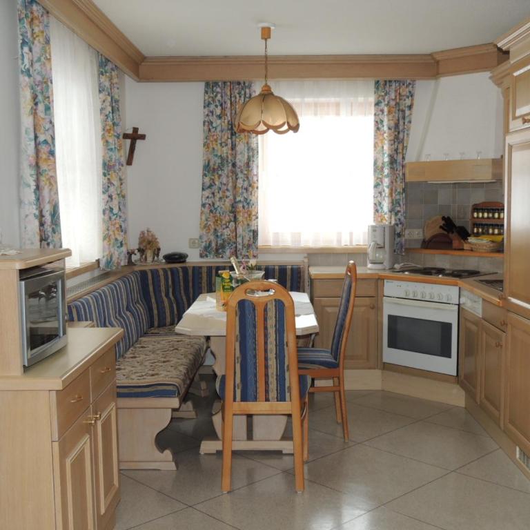 Ferienwohnungen Lemberger - Apartment mit 2 Schlafzimmern und Balkon oder Terrasse - 8