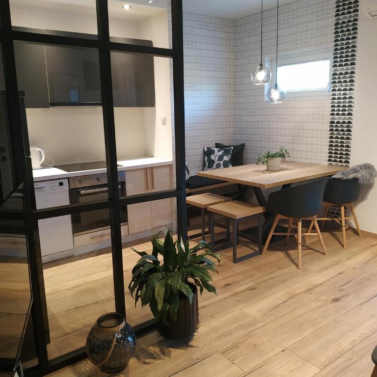 Avisi Home - Apartman sa 2 Spavaće Sobe - 3