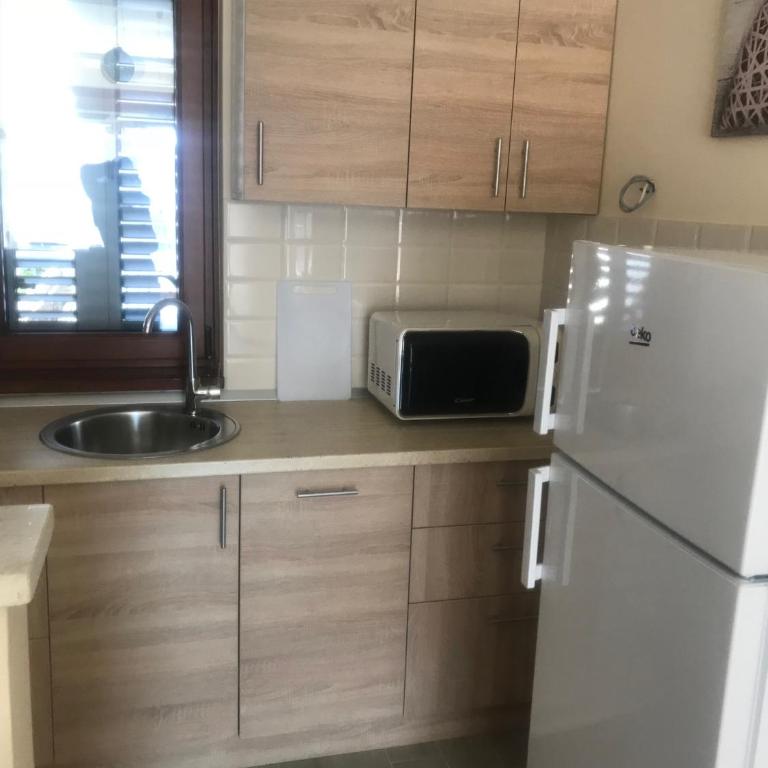 Apartments Admiral - Apartment with Terrace - 9