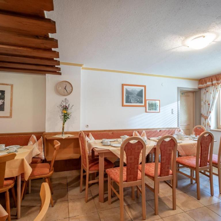 Gästeheim Auwitsch - Doppelzimmer mit Balkon - 2