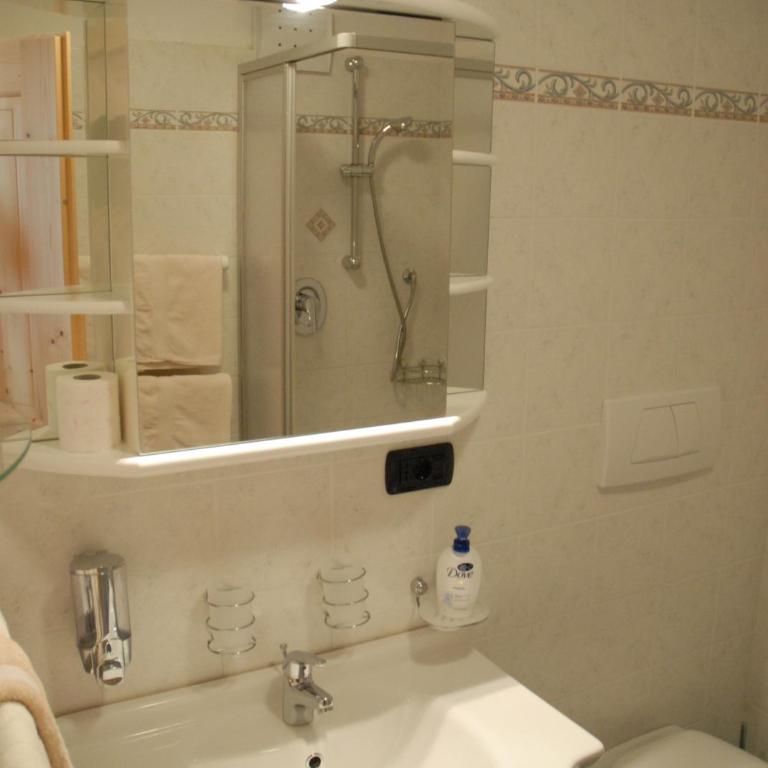 Biohof Hamann - Habitación Cuádruple con balcón - 2