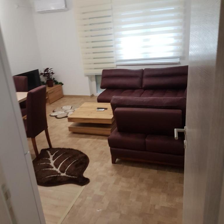 Apartment Centar LUX - Apartman sa 2 Spavaće Sobe - 2