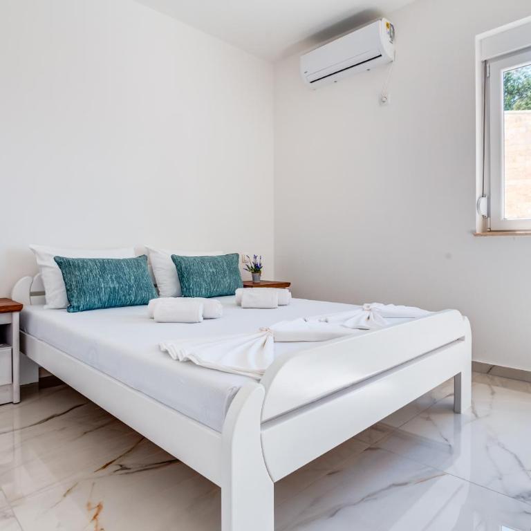 Dolaca Villas - Vila sa Sopstvenim Bazenom - 18