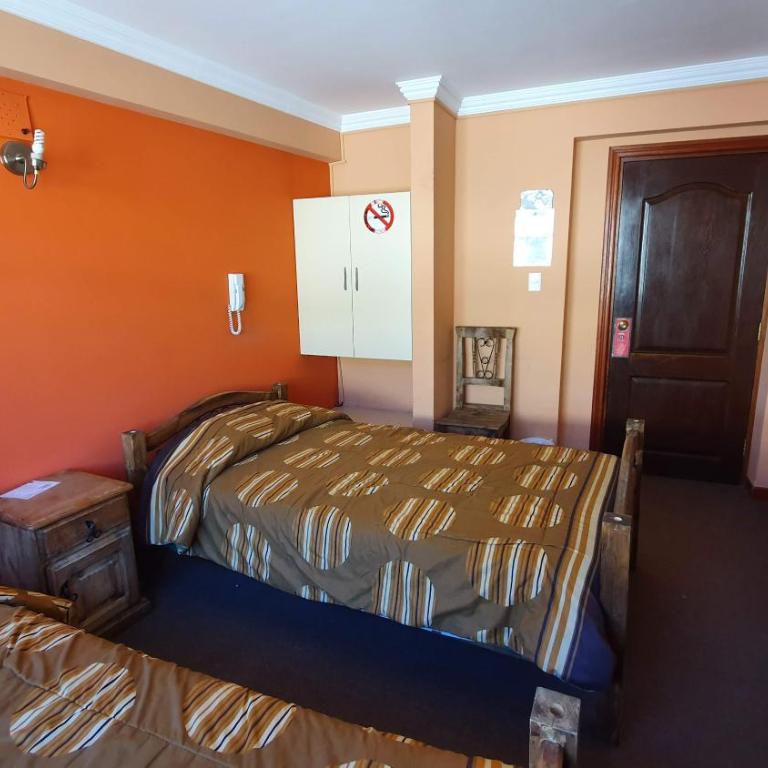 Bolivian Heights Hostel - Habitación Estándar con baño compartido - 2 camas - 2
